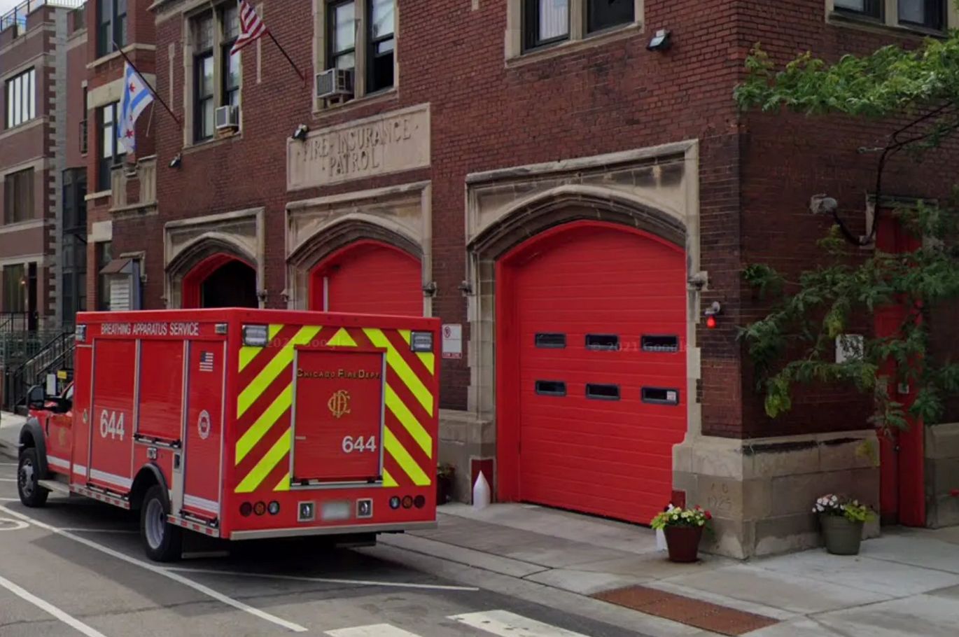 Dead newborn found abandoned in snow outside Chicago fire station ‘No one heard the doorbell